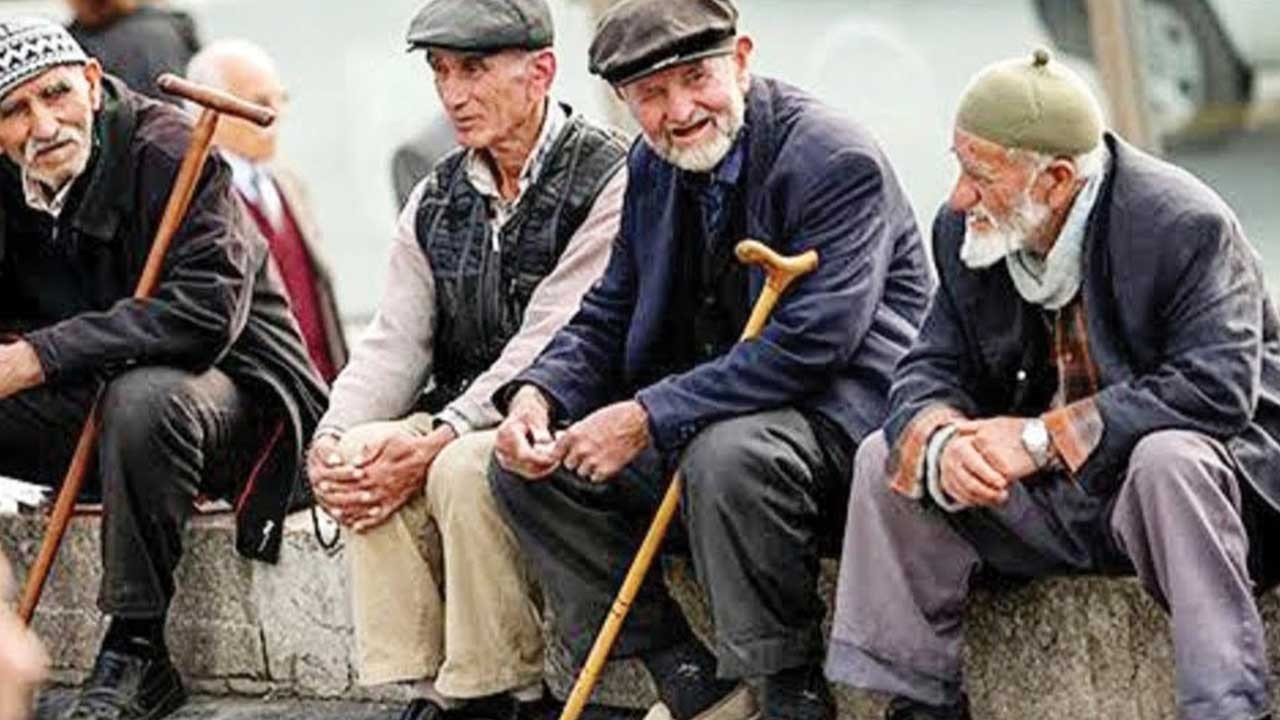 'Kabullenemiyorum' dedi! Emeklilere ücretsiz yaptı