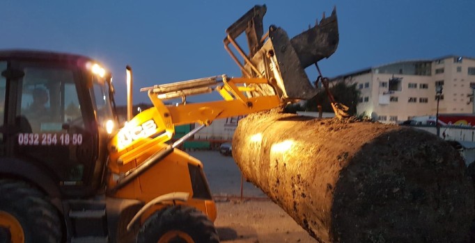 Kaçak akaryakıt istasyonuna baskın: 450 litre ele geçirildi