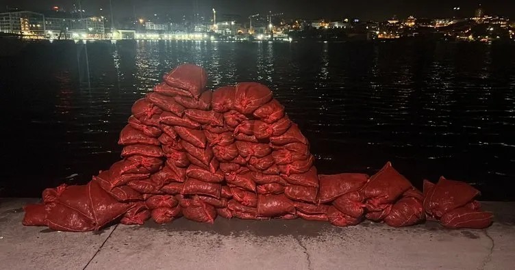 Kaçak avcılara suçüstü… İki ton midyeyle yakalandılar