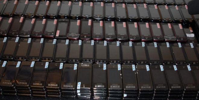 149 adet kaçak cep telefonu ele geçirildi