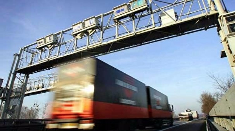 Kaçak geçen yabancı TIR'lar yandı!