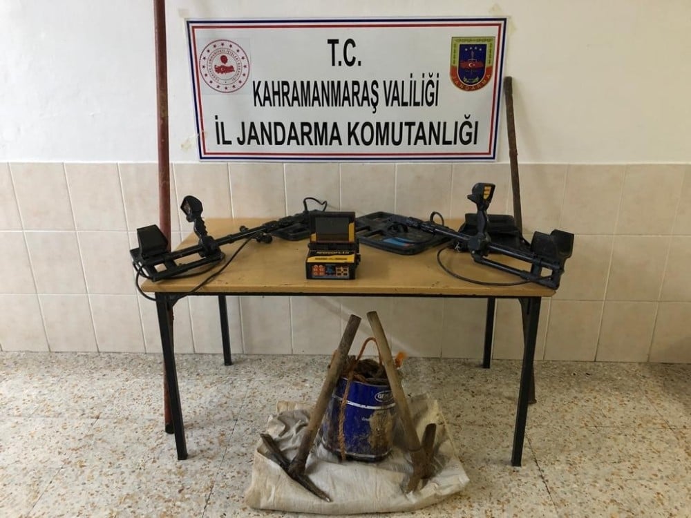 Kaçak kazıya 5 gözaltı 