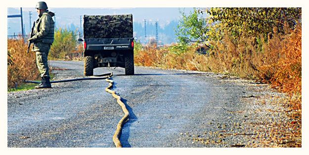 Kaçakçılar sınırdan kazınıyor