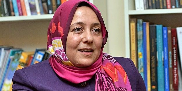 Kaçar'ın annesi Ayşegül Hanım: Babam aktif CHP'li