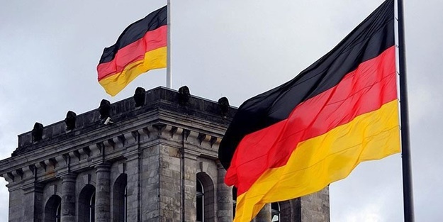 Kaçış başladı! Almanya'yı birer birer terk ediyorlar