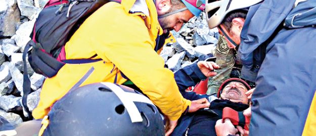 Kaçkarlar’da mahsur kalan dağcı kurtarıldı