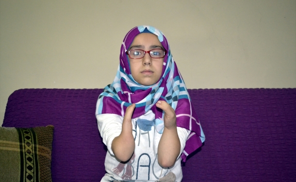 Kader'in tek dileği elinin kalem tutabilmesi