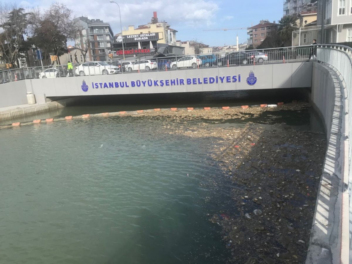 Kadıköy buram buram ‘laiklik’ kokuyor! Kurbağalıdere isyan ettirdi