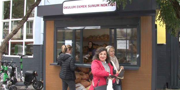 Kadıköy’de fabrika gibi lise