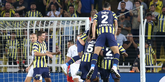 Kadıköy'de Fener alayı!