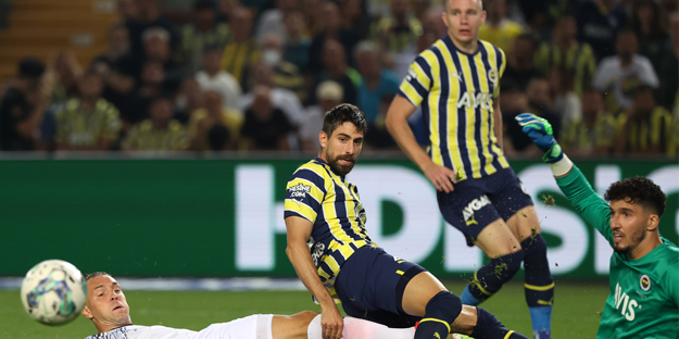 Kadıköy'de Fener alayı