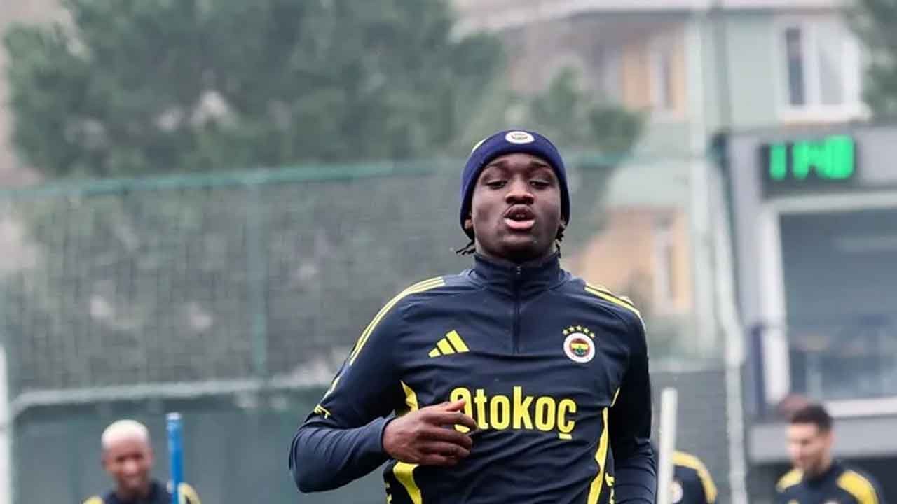 Kadıköy'de genç yetenek sahne alıyor! Fenerbahçe'de Sidiki Cherif heyecanı