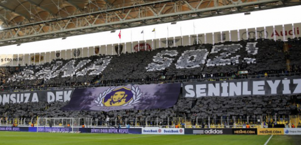 Kadıköy'de Fenerbahçeli futbolculara protesto şoku!