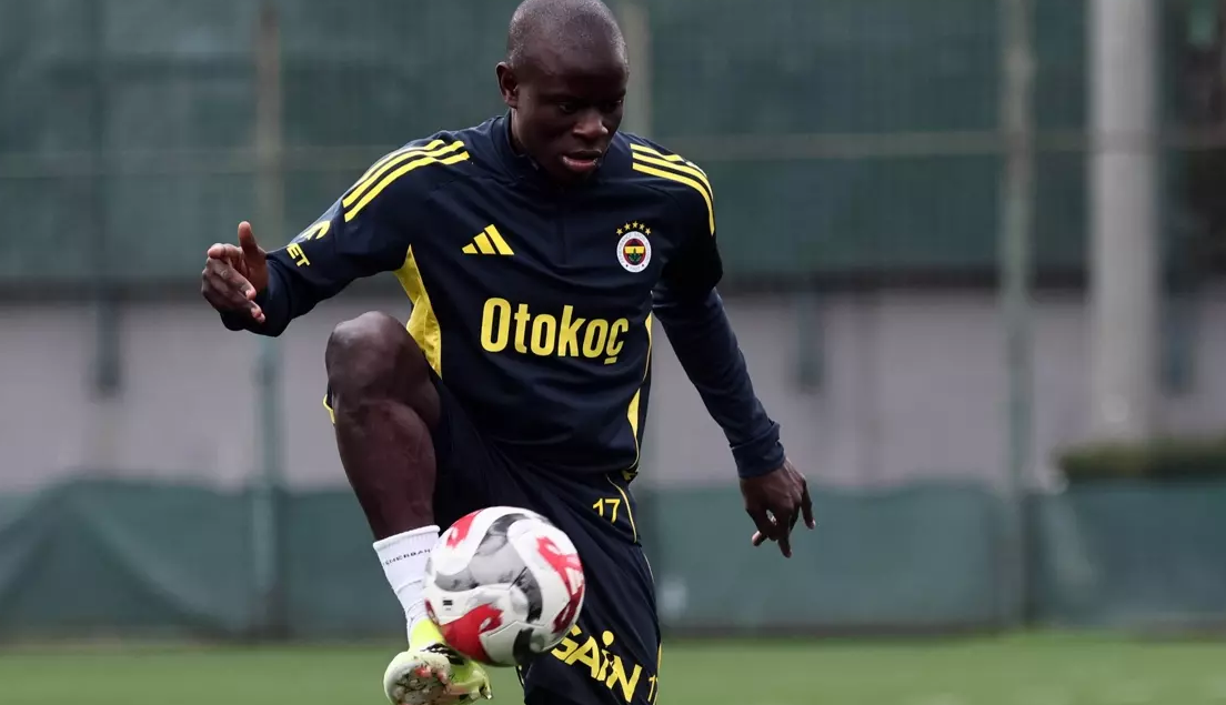 Kadıköy’de hedef zirve: Fenerbahçe Gençlerbirliği maçına kilitlendi!