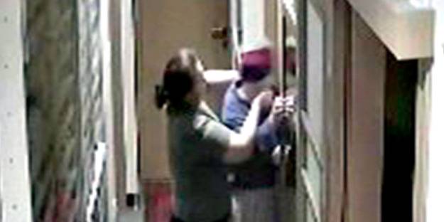 Kadıköy’de insanlık dışı görüntü: Bakıcısı, 80 yaşındaki Alzheimer hastası kadını öldüresiye darp etti