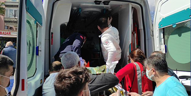 Kadıköy'de korkutan yangın: Yaralılar var