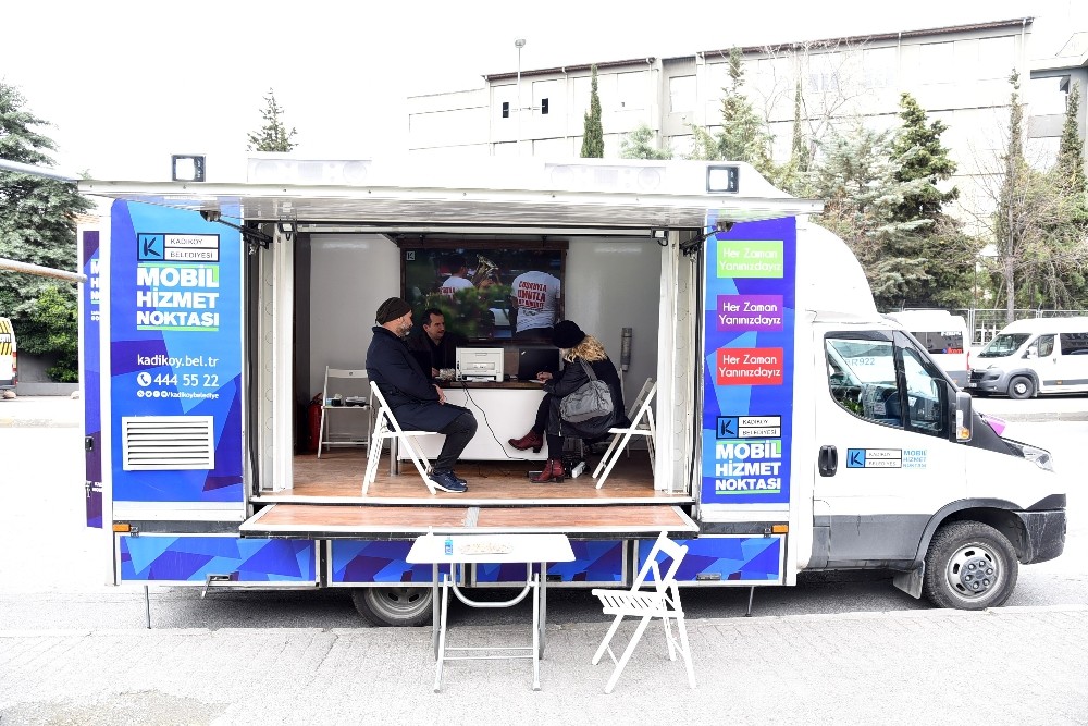 Kadıköy’de koronaya karşı mobil belediyecilik 