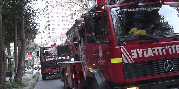Kadıköy’de sabah saatlerinde çıkan yangın korkuttu