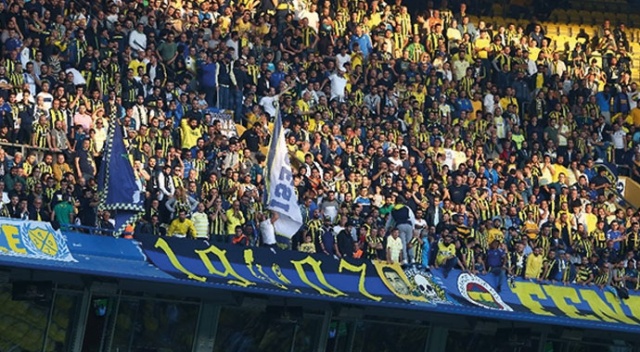 Kadıköy'de taraftarlardan şaşırtan tepki