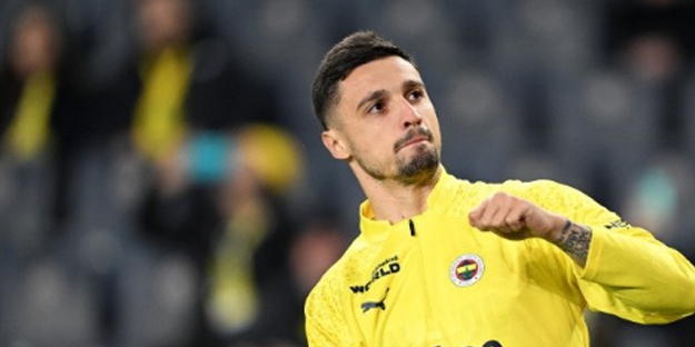 Kadıköy'e yeni ayak bastı ama büyük sürprize imza attı: Kararını resmen verdi! İşte bu adım hiç beklenmiyordu