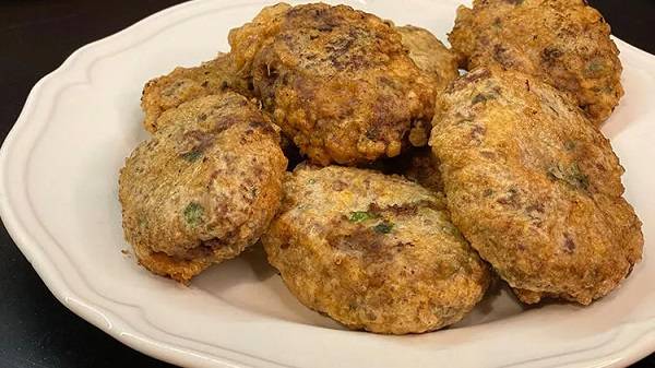 Kadın budu köfte nasıl yapılır? Tam ölçülü kadın budu köfte tarifi