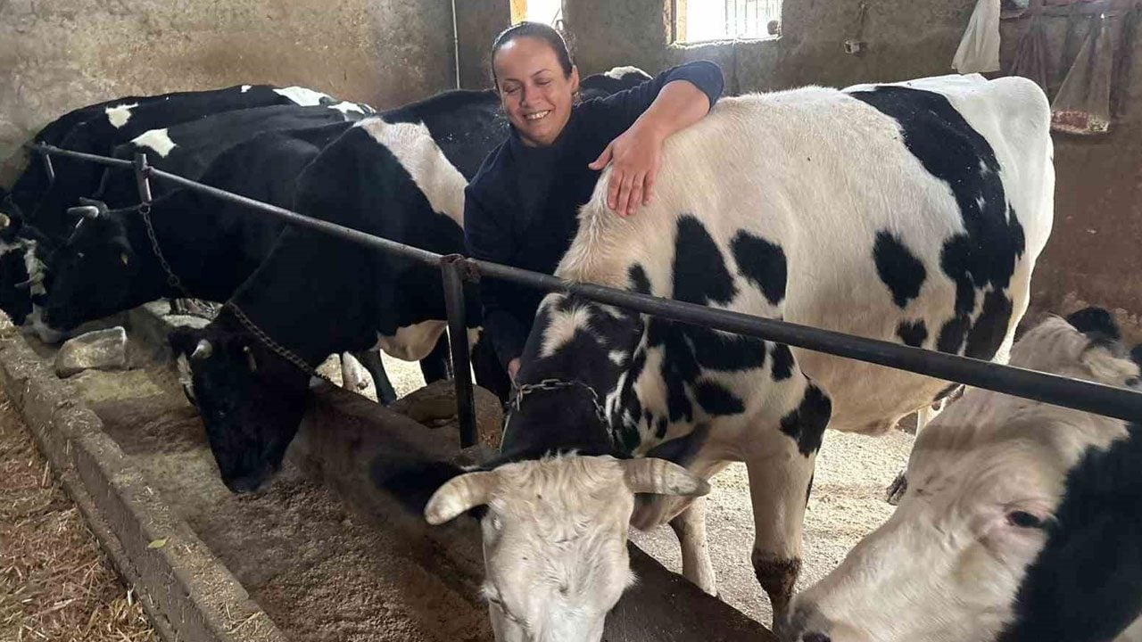 Kadın çiftçi devlet desteğiyle işletmesini büyüttü