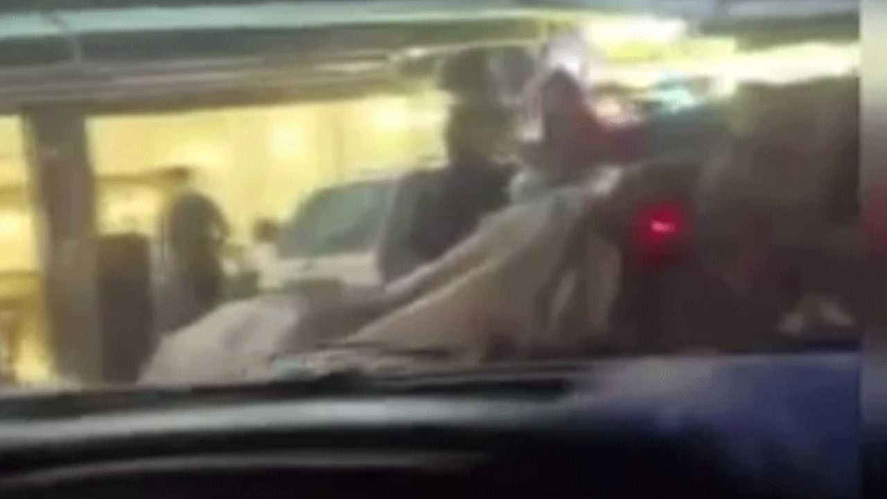 Kadın çocuk demeden saldırdı! O magandaya ağır ceza!