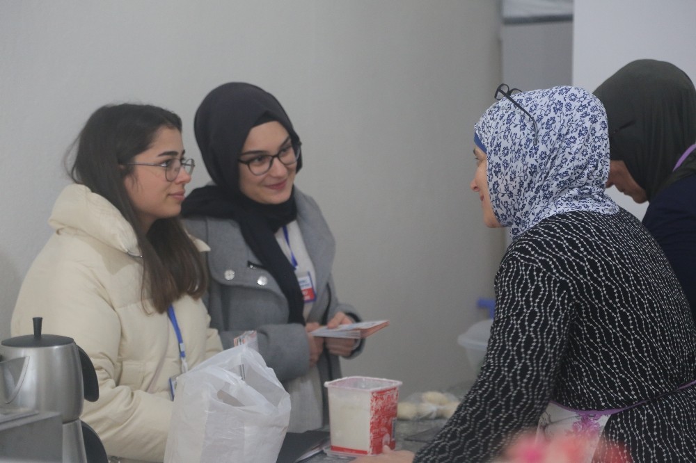 Kadın Danışma Merkezi, kadınların yanında olmaya devam ediyor 