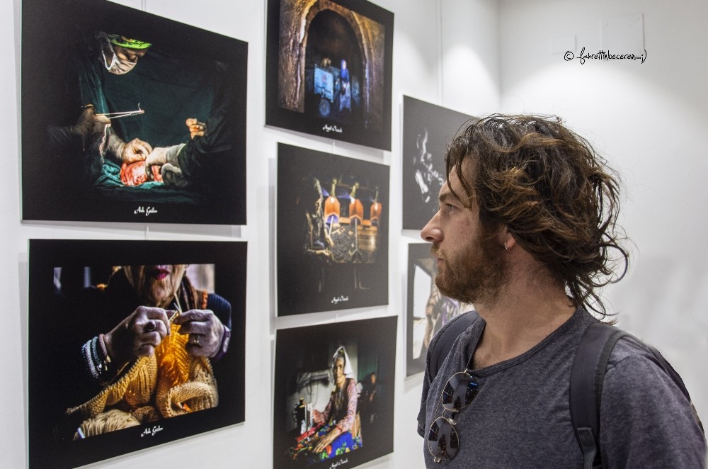 Kadın fotoğrafçıların sergisi beğeni topladı 