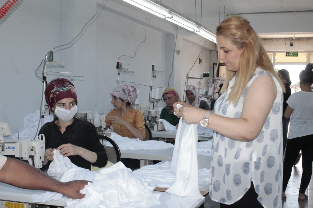 Kadın girişimci, eşinin desteğiyle tekstil atölyesi açtı 