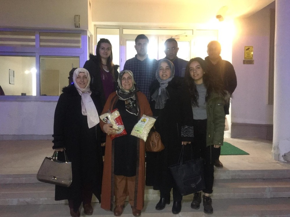 Kadın girişimci öğrencilere işletmesinin kuruluş serüvenini anlattı 