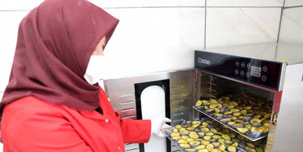 Kadın girişimciler, ürünlerini tüketiciye sunuyor