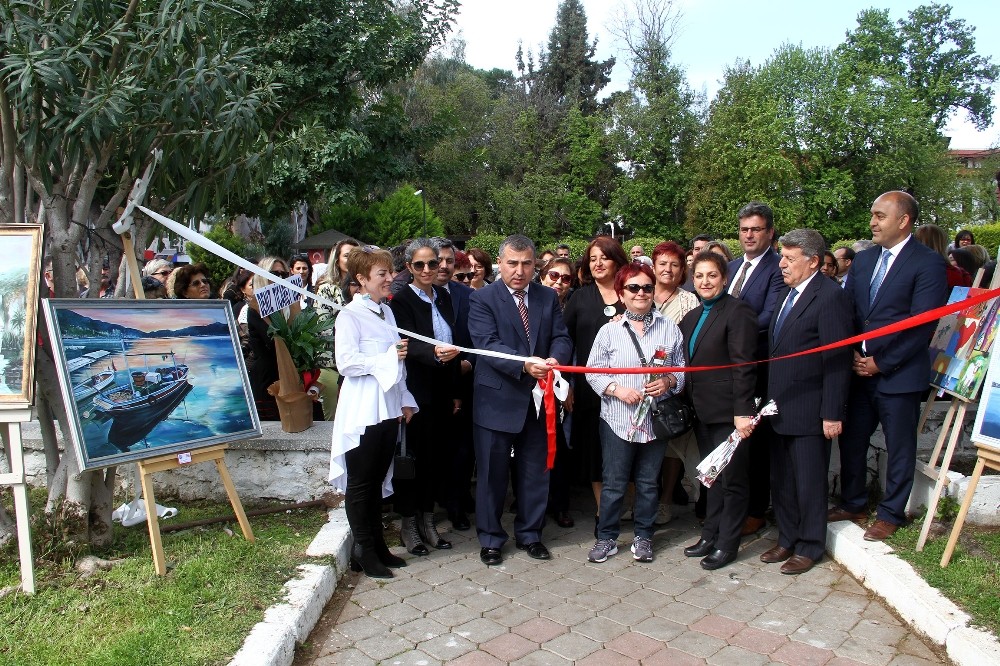 ’Kadın Gözüyle Fethiye’ resimlere yansıdı 