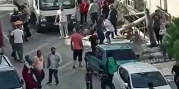 Kadın kavgasına erkekler silahla daldı, ortalık savaş alanına döndü