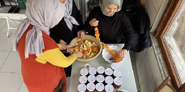 Kadın kooperatifi, yöresel ürünlerle ailelerin bütçesine katkı sağlıyor
