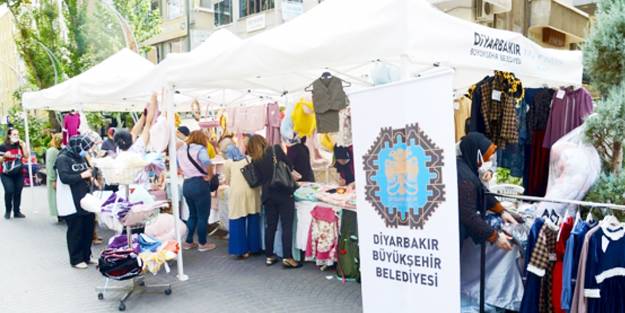 Kadın kursiyerlerden sergi