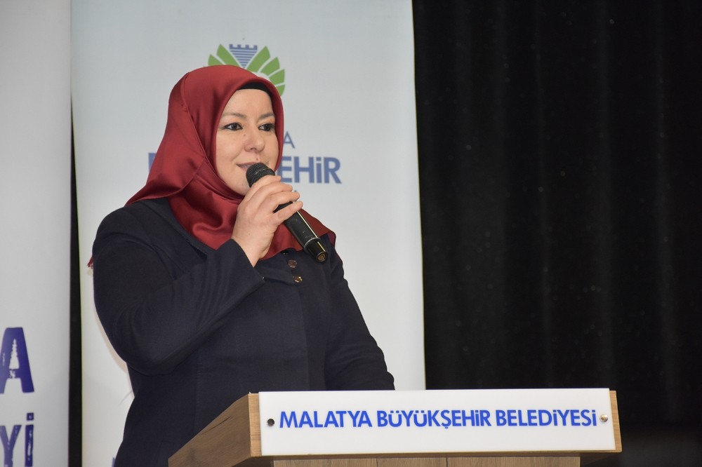 Kadın Meclisi Başkanı Bulut güven tazeledi 
