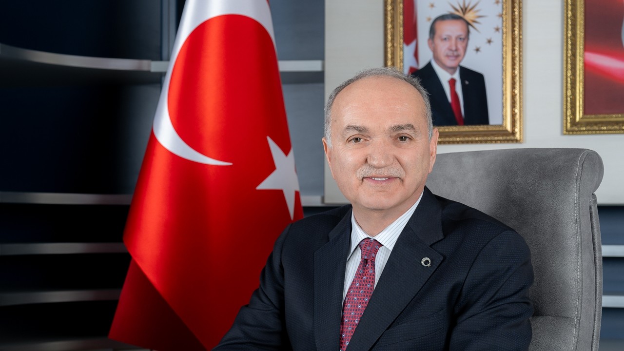 'Kadın medeniyetimizin temel taşı ailenin direğidir'