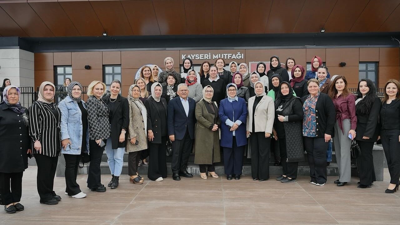 Kadın muhtarlar ve meclis üyeleri, Kayseri Mutfağı’nda buluştu