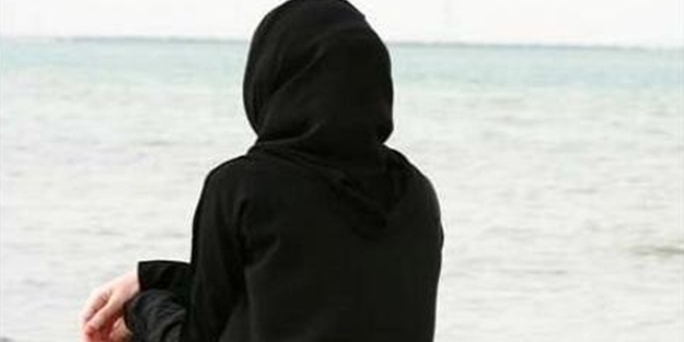 Kadın olmak kolay mı sandın?