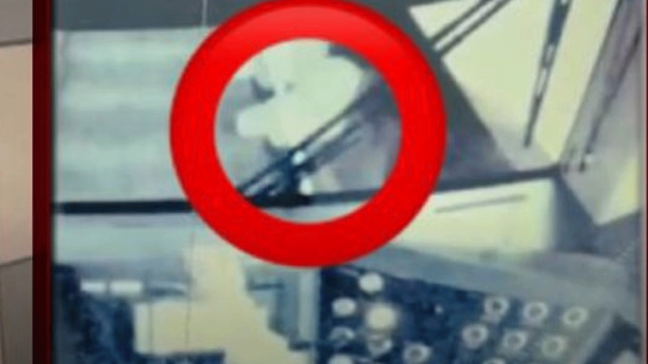 Kadın vatmanın anlık refleksi hayat kurtardı!