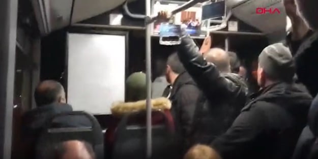 Kadın yolcu bağırınca ortalık karıştı! Metrobüste tacizciye meydan dayağı!