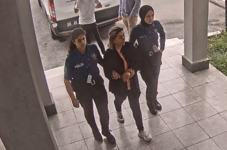 Kadın yolcunun iç çamaşırından pırlantalar çıktı