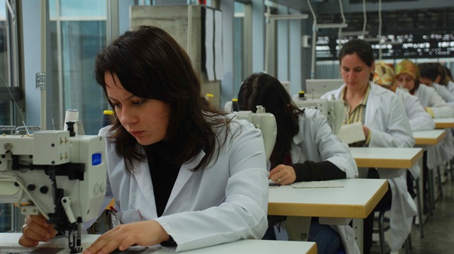 Kadına 5 koldan destek