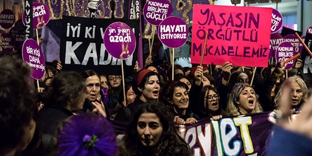 Kadına şiddeti önlemede artık görev bizde... Herkes elinden geleni yaparsa feministleri morartırız!