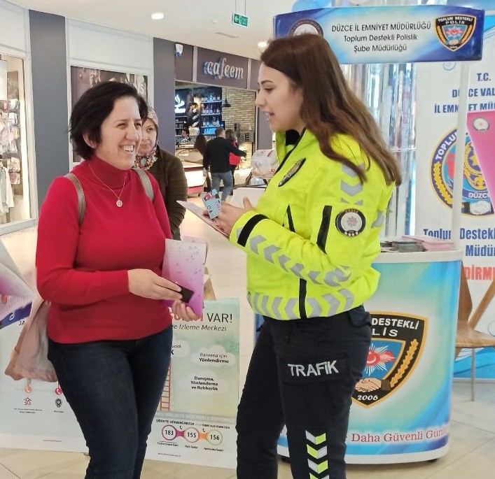 Kadına şiddetle mücadele için jandarma ve polis el ele verdi 