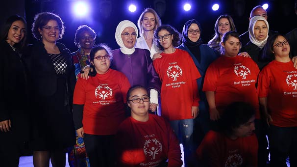 'Kadına yönelik şiddet insanlığa ihanettir'