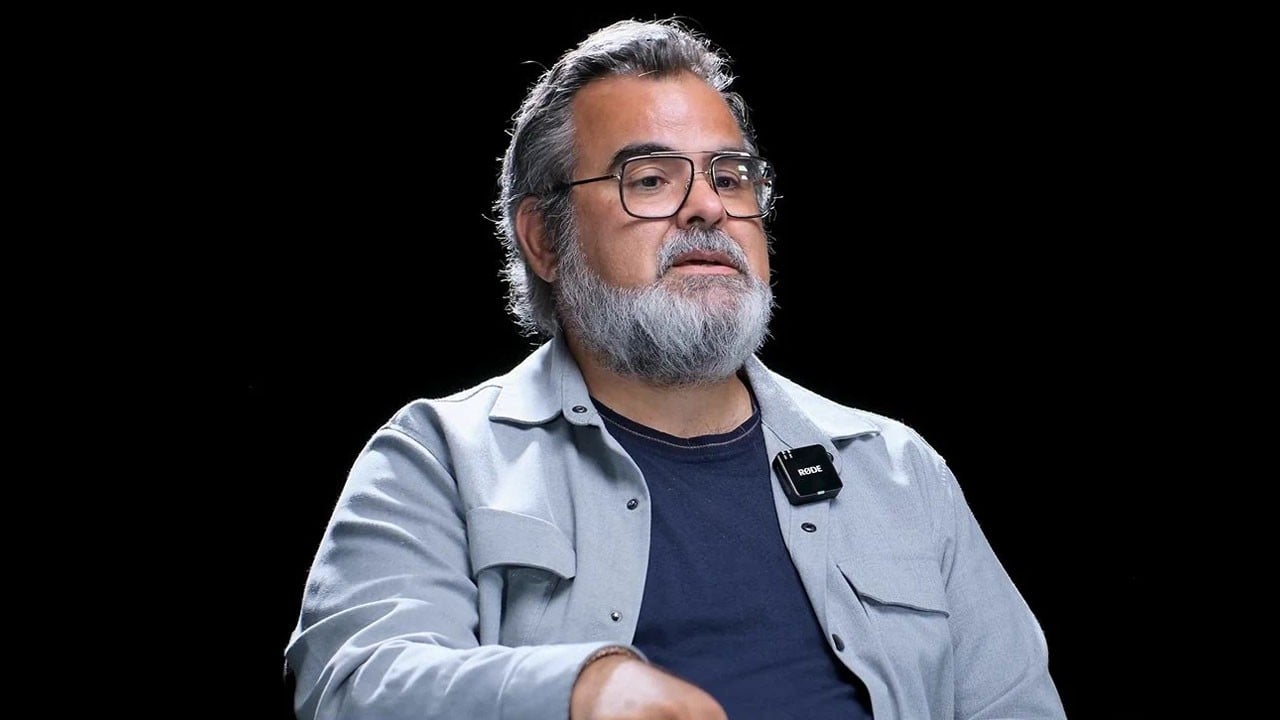 'Kadının açık giyinmesi başındaki erkeğin suçu' dedi, azgınların hedefi oldu