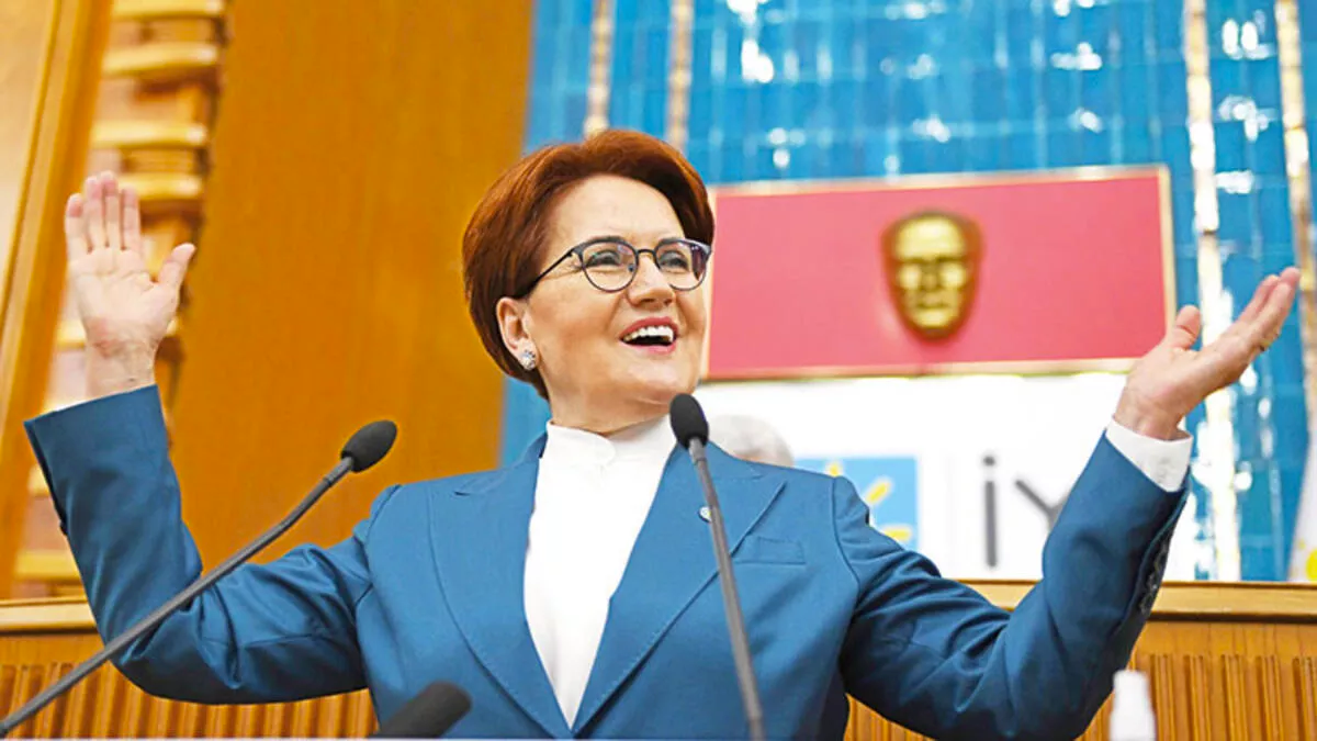 Kadının ayağını öpmeyen adam 'kereste'yse, şehidin bacısına söven nedir?