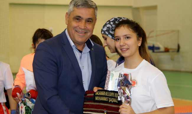 Kadınlar Günü'ne özel kick boks turnuvası